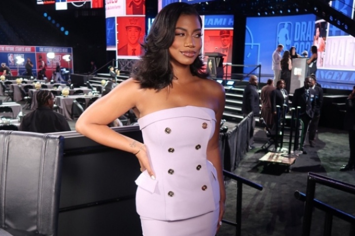 注册送88-火箭有机会夺冠吗？美女记者：有杜兰特的球队就有机会